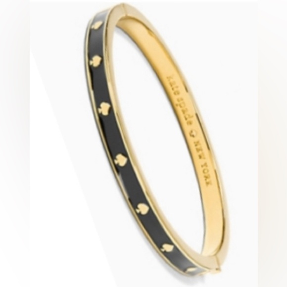 Kate Spade Spot the Spade Enamel Hinged Bangle Bracelet Black NWOT With Dust Bag - Picture 2 of 3